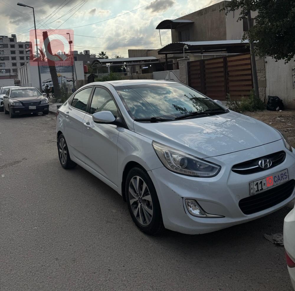 هیۆندای ئەکسنت